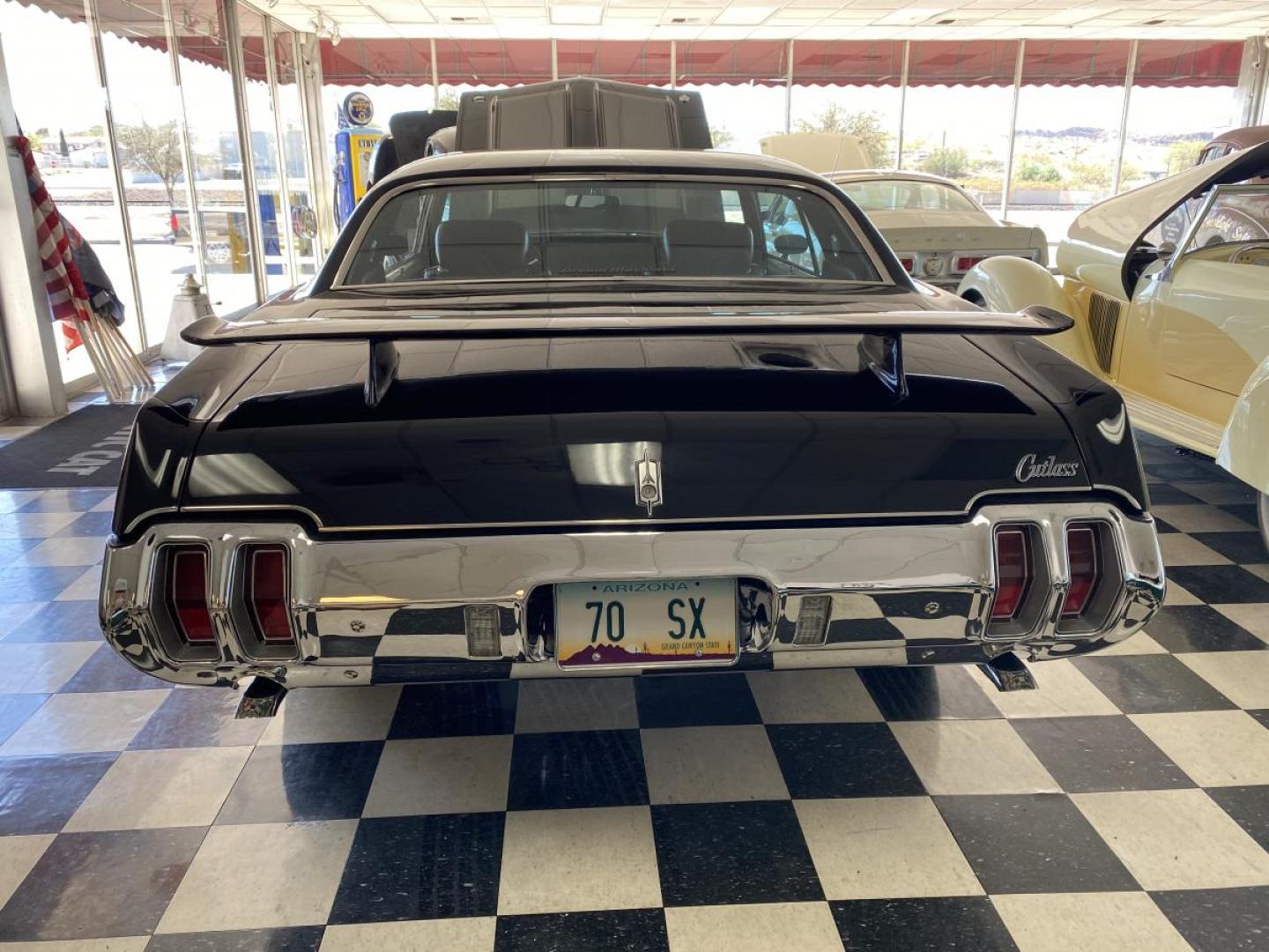 1970 Black Oldsmobile Cutlass Supreme , located at 119 E Andy Devine Ave., Kingman, AZ, 86401, (928) 753-1946, 0.000000, 0.000000 - Fresh build just rolled out 1970 cutlass sx supreme 455 Billet steering wheel New tires New chrome New fuel and oil system New fuel tank New 8qt oil pan New brake lines Smooth fire wall Vintage air Insulate floor New chrome polished Aluminum heads Sniper - Photo#2