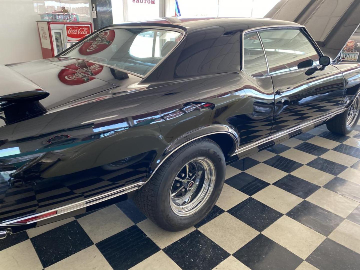 1970 Black Oldsmobile Cutlass Supreme , located at 119 E Andy Devine Ave., Kingman, AZ, 86401, (928) 753-1946, 0.000000, 0.000000 - Fresh build just rolled out 1970 cutlass sx supreme 455 Billet steering wheel New tires New chrome New fuel and oil system New fuel tank New 8qt oil pan New brake lines Smooth fire wall Vintage air Insulate floor New chrome polished Aluminum heads Sniper - Photo#0