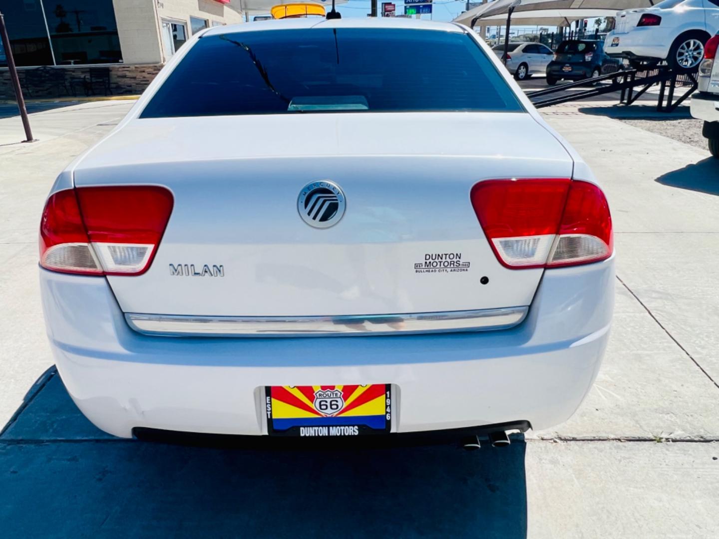 2010 White Mercury Milan I4 (3MEHM0HA0AR) with an 2.5L L4 DOHC 16V engine, AUTOMATIC transmission, located at 2190 Hwy 95, Bullhead City, AZ, 86442, (928) 704-0060, 0.000000, 0.000000 - 2010 Mercury Milan. only 80k miles. 2.5 I4 engine. Great gas mileage. Free warranty. In house financing available. c - Photo#2