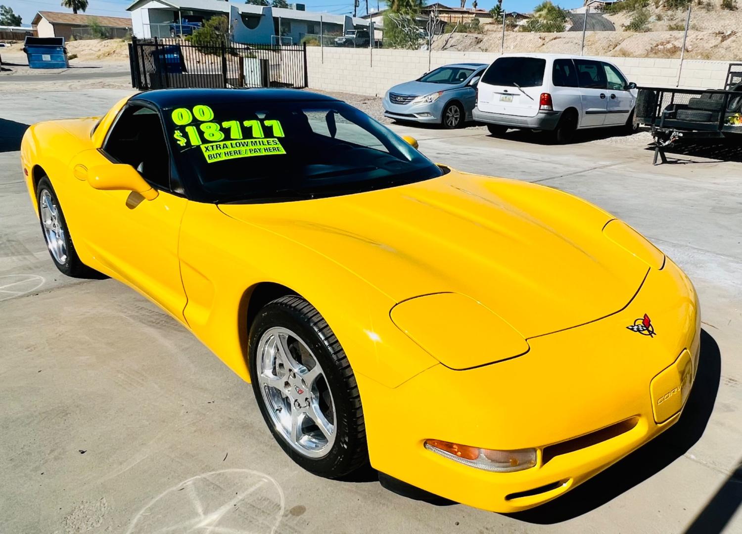 2000 Yellow Chevrolet Corvette Coupe (1G1YY22G7Y5) with an 5.7L V8 OHV 16V engine, located at 2190 Hwy 95, Bullhead City, AZ, 86442, (928) 704-0060, 0.000000, 0.000000 - 2000 Chevrolet Corvette Coupe. 84k miles. Always garaged. 2 owner clean carfax. Michelin tires. In excellent condition. - Photo#16