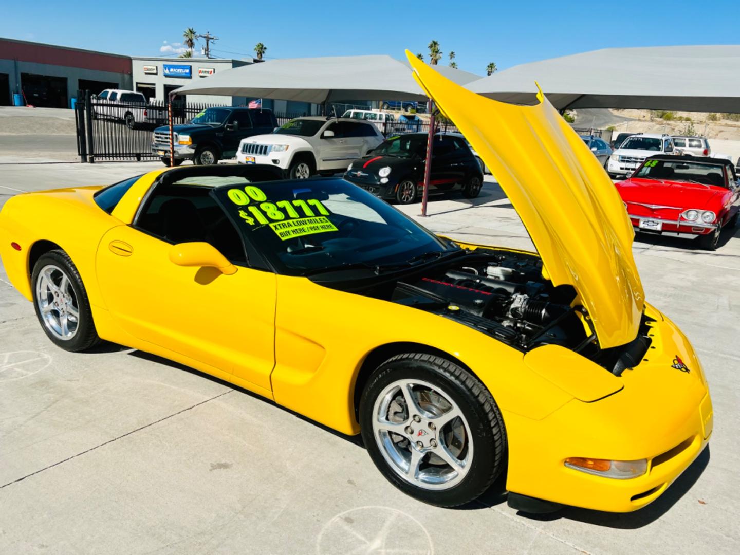 2000 Yellow Chevrolet Corvette Coupe (1G1YY22G7Y5) with an 5.7L V8 OHV 16V engine, located at 2190 Hwy 95, Bullhead City, AZ, 86442, (928) 704-0060, 0.000000, 0.000000 - 2000 Chevrolet Corvette Coupe. 84k miles. Always garaged. 2 owner clean carfax. Michelin tires. In excellent condition. - Photo#19