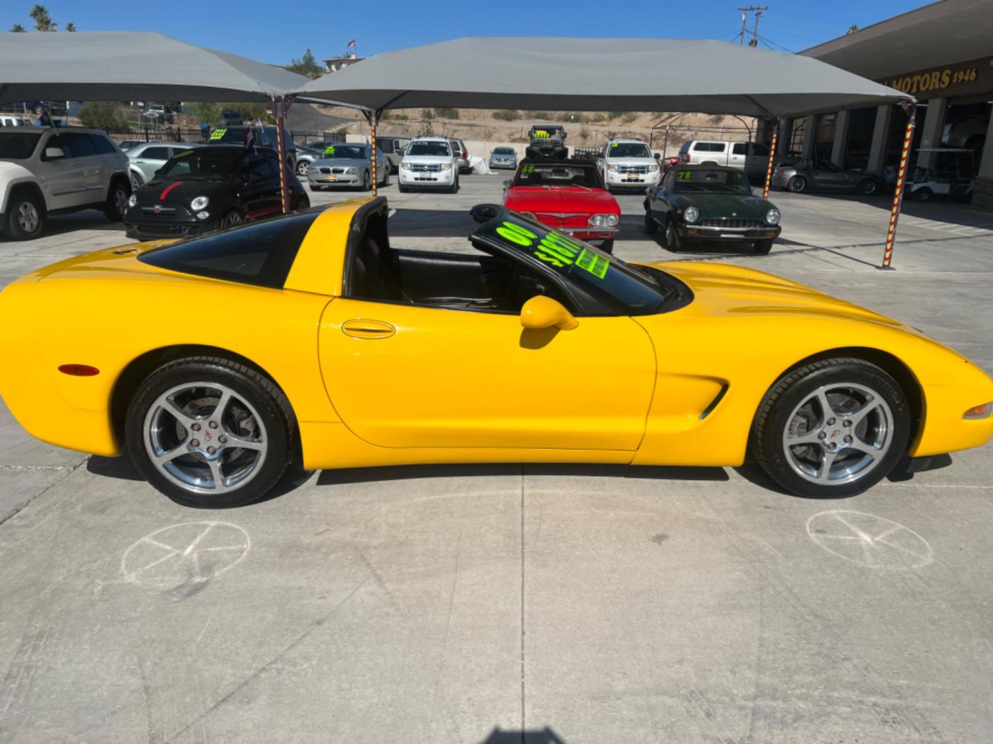 2000 Yellow Chevrolet Corvette Coupe (1G1YY22G7Y5) with an 5.7L V8 OHV 16V engine, located at 2190 Hwy 95, Bullhead City, AZ, 86442, (928) 704-0060, 0.000000, 0.000000 - 2000 Chevrolet Corvette Coupe. 84k miles. Always garaged. 2 owner clean carfax. Michelin tires. In excellent condition. - Photo#21