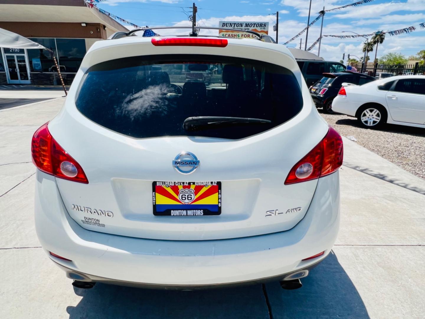 2009 White Nissan Murano , located at 2190 Hwy 95, Bullhead City, AZ, 86442, (928) 704-0060, 0.000000, 0.000000 - 2009 Nissan Murano. All Wheel Drive. Leather, dual panoramic moonroofs, backup camera. heated seats. In-house financing available. We finance. Buy Here Pay Here. 127242 miles. 3.5 V6. - Photo#4