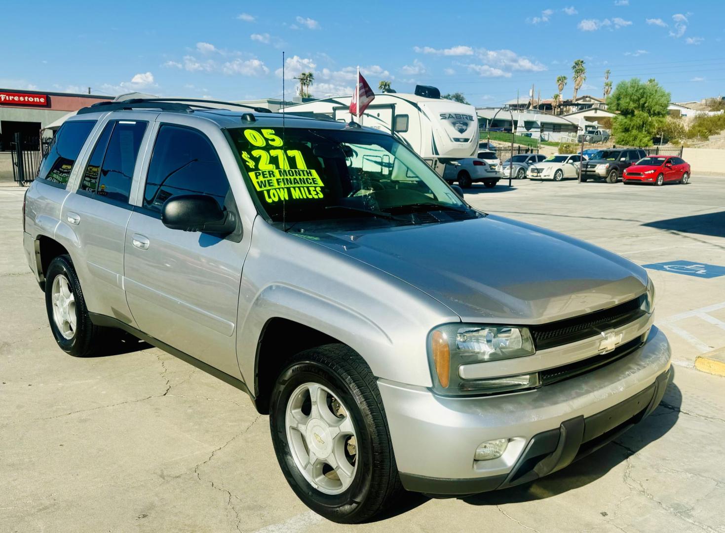 2005 Silver Chevrolet TrailBlazer (1GNDS13S052) , located at 2190 Hwy 95, Bullhead City, AZ, 86442, (928) 704-0060, 0.000000, 0.000000 - Photo#3