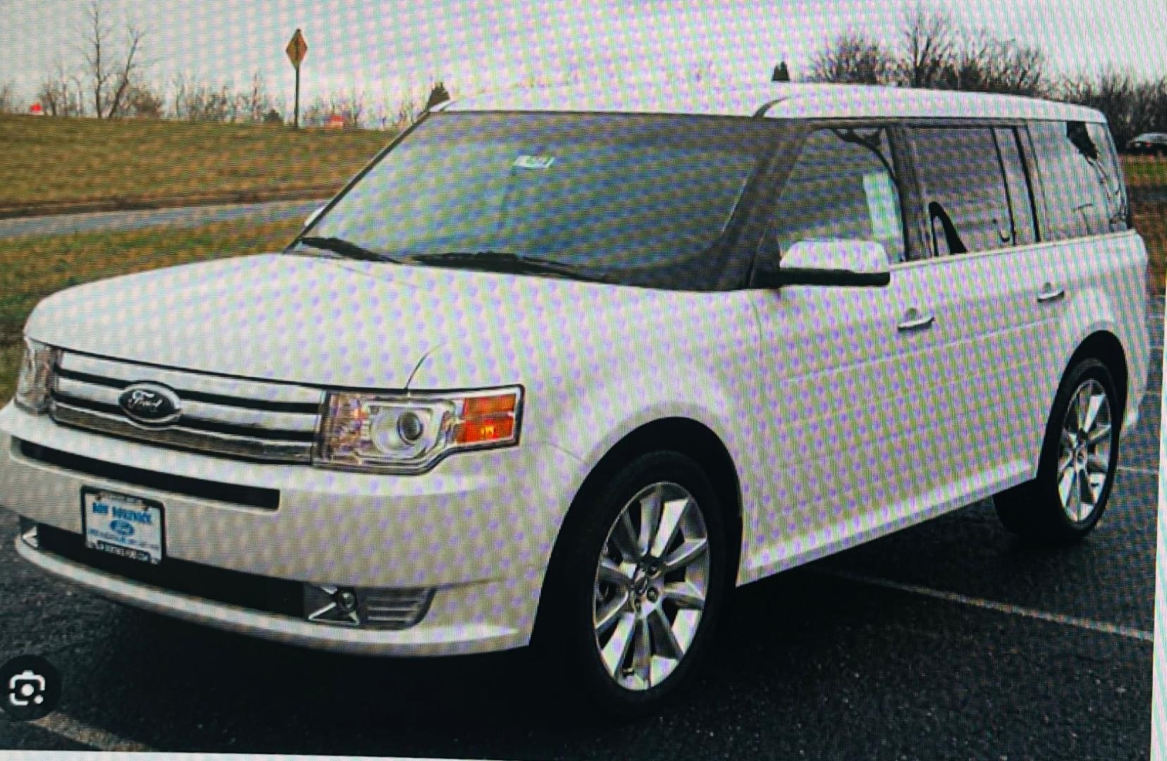 2014 White Ford Flex (2FMGK5C86EB) , located at 2190 Hwy 95, Bullhead City, AZ, 86442, (928) 704-0060, 0.000000, 0.000000 - Photo#0