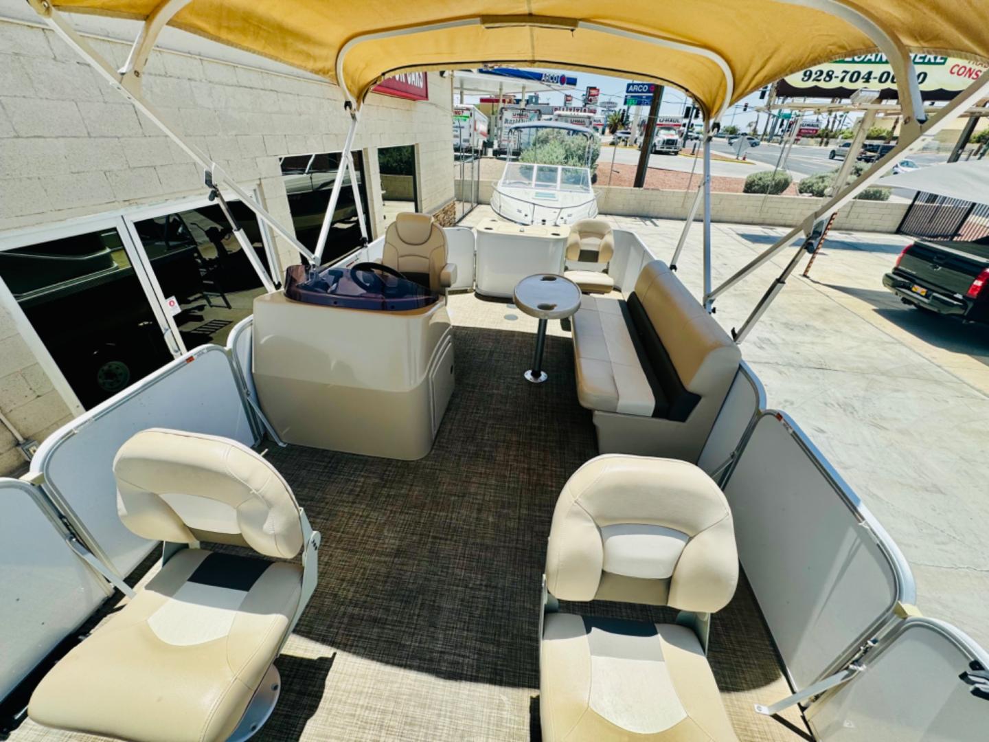 2019 White g3 Suncatcher 18F , located at 2190 Hwy 95, Bullhead City, AZ, 86442, (928) 704-0060, 0.000000, 0.000000 - On consignment. this super clean elderly owned . 2019 Suncatcher pontoon boat. 18ft. Yamaha 90 4 stroke engine with only 15 hours. double bimini. always garaged like new. - Photo#20