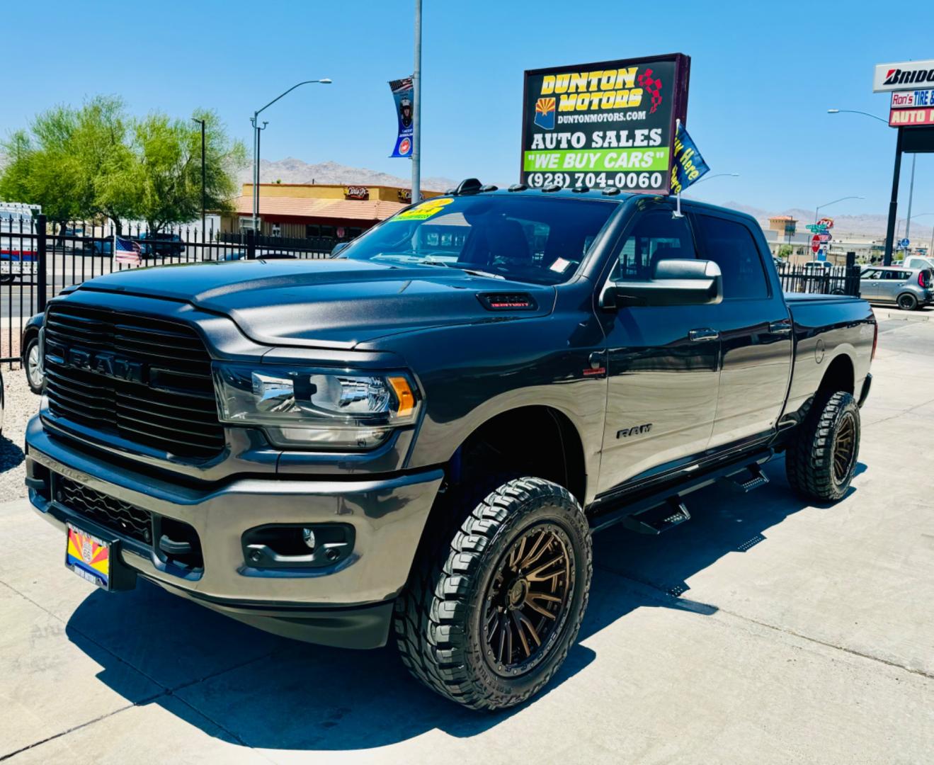 2020 grey RAM 2500 (3C6UR5DLXLG) , located at 2190 Hwy 95, Bullhead City, AZ, 86442, (928) 704-0060, 0.000000, 0.000000 - 2020 Ram 2500 crew cab short bed diesel 4x4. *1 owner. excellent condition. Custom tires and wheels, excellent condition. Big horn edition. 20 in wheels. tow package. bed liner and soft cover. needs nothing. Free and clear title. on consignment. - Photo#0