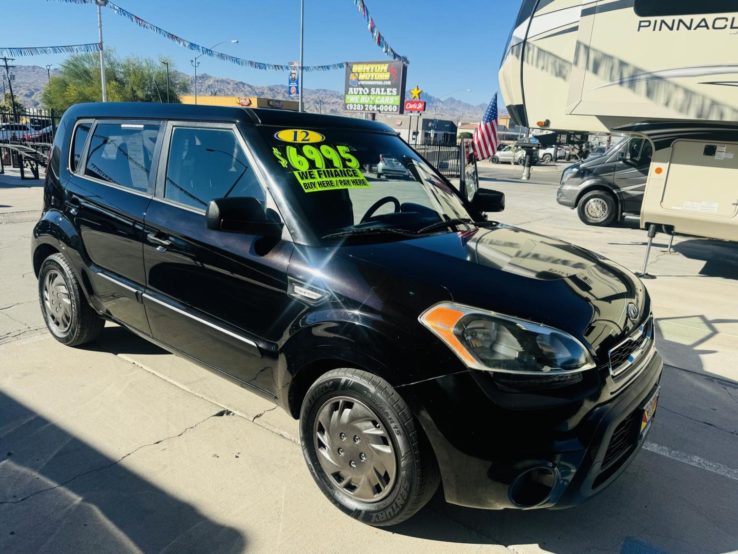 2012 Kia Soul Base (KNDJT2A59C7) with an 1.6L L4 DOHC 16V engine, 5 speed automatic transmission, located at 2190 Hwy 95, Bullhead City, AZ, 86442, (928) 704-0060, 0.000000, 0.000000 - Photo#11