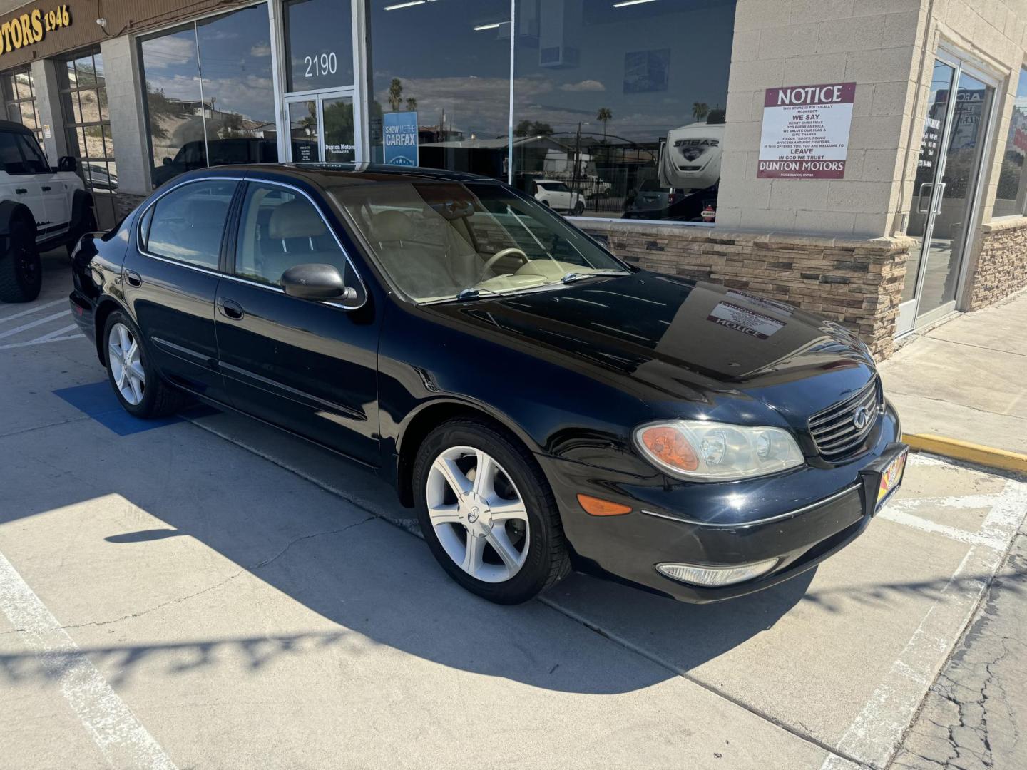 2002 Infiniti I35 Luxury (JNKDA31A12T) with an 3.5L V6 DOHC 24V engine, 4-Speed Automatic Overdrive transmission, located at 2190 Hwy 95, Bullhead City, AZ, 86442, (928) 704-0060, 0.000000, 0.000000 - Photo#0