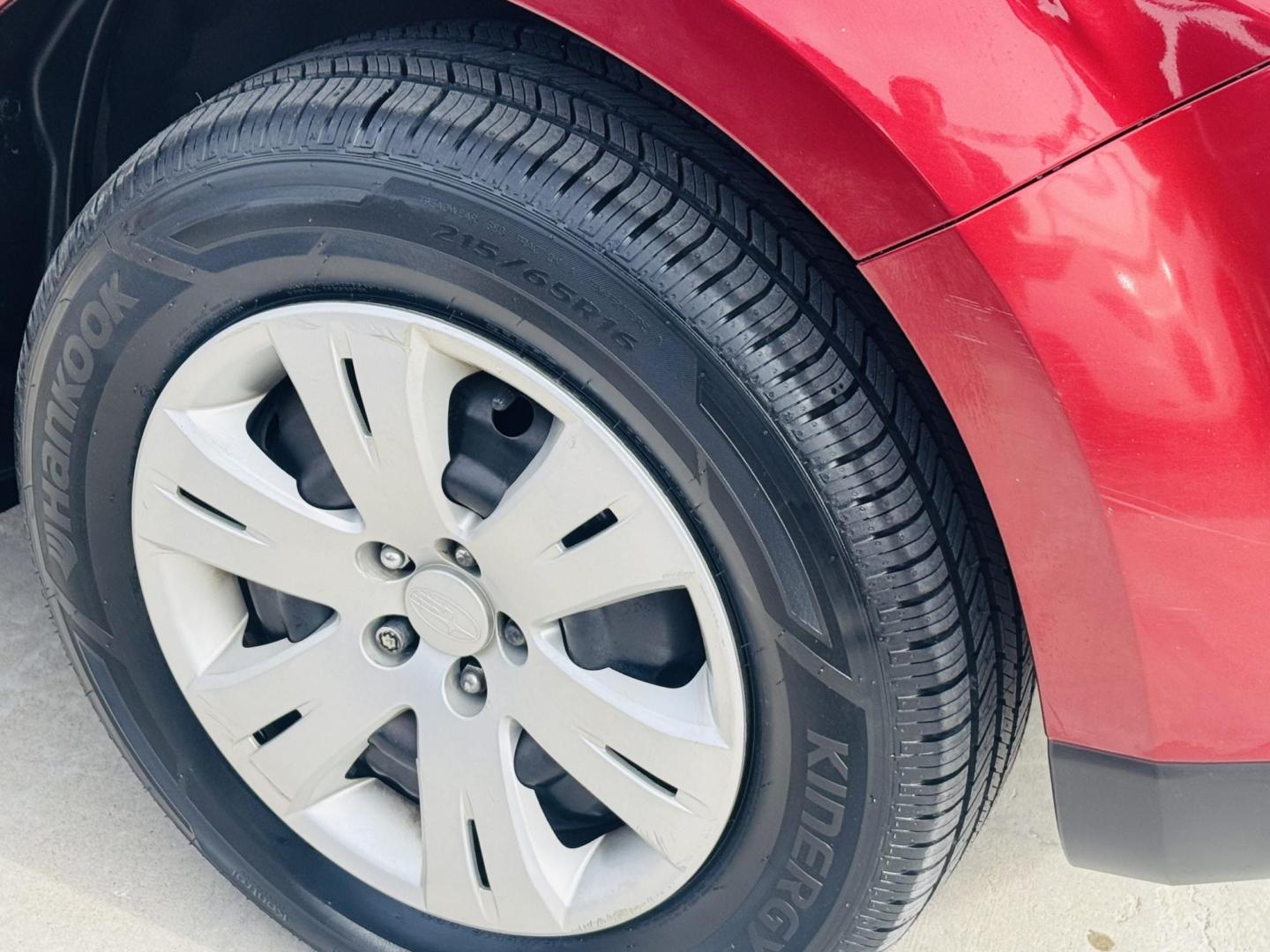 2011 Red Subaru Forester 2.5X (JF2SHAAC5BH) with an 2.5L H4 SOHC 16V engine, 4-Speed Automatic transmission, located at 2190 Hwy 95, Bullhead City, AZ, 86442, (928) 704-0060, 0.000000, 0.000000 - 2011 Subaru forester 2.5 X. All wheel drive. Only 106k miles. In house financing available. Buy here pay here. We finance. Free warranty. Free carfax. super clean . Brand new tires. - Photo#6