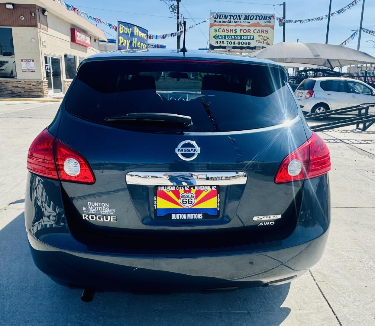 2012 Black Nissan Rogue S AWD (JN8AS5MV3CW) with an 2.5L L4 DOHC 16V engine, Continuously Variable Transmission transmission, located at 2190 Hwy 95, Bullhead City, AZ, 86442, (928) 704-0060, 0.000000, 0.000000 - Photo#4