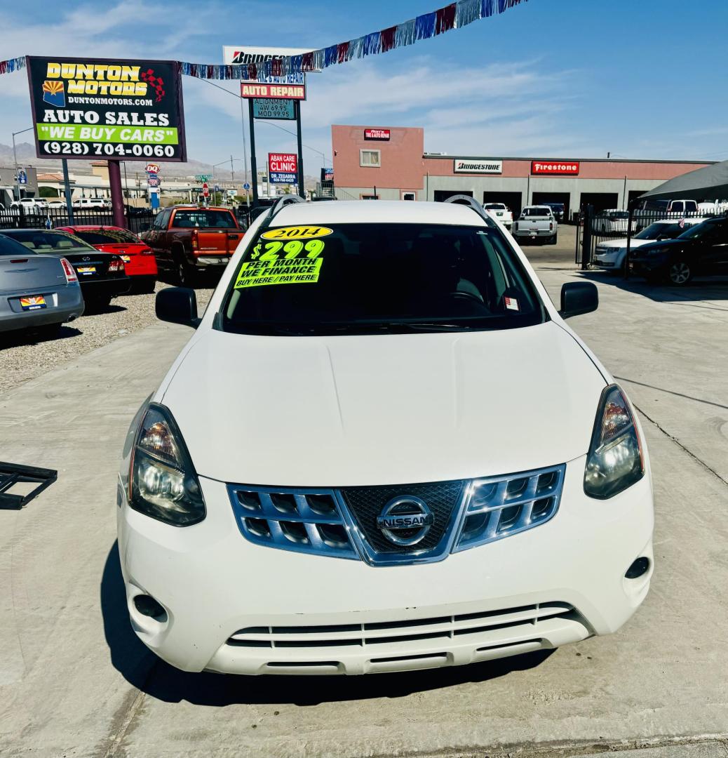 2014 Black Nissan Rogue S 2WD (JN8AS5MT7EW) with an 2.5L L4 DOHC 16V engine, Continuously Variable Transmission transmission, located at 2190 Hwy 95, Bullhead City, AZ, 86442, (928) 704-0060, 0.000000, 0.000000 - 2014 Nissan Rogue S. backup camera, bluetooth, satellite radio. completely serviced. Free carfax. Free warranty. In house financing available. Up to 33 miles per gallon. - Photo#5