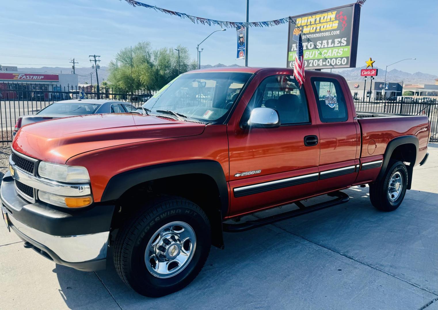 2001 Orang metallic Chevrolet Silverado 2500HD Ext. Cab 2WD (1GCHC29U81E) with an 6.0L V8 OHV 16V engine, located at 2190 Hwy 95, Bullhead City, AZ, 86442, (928) 704-0060, 0.000000, 0.000000 - 1 owner. arizona truck !!!!!! - Photo#6