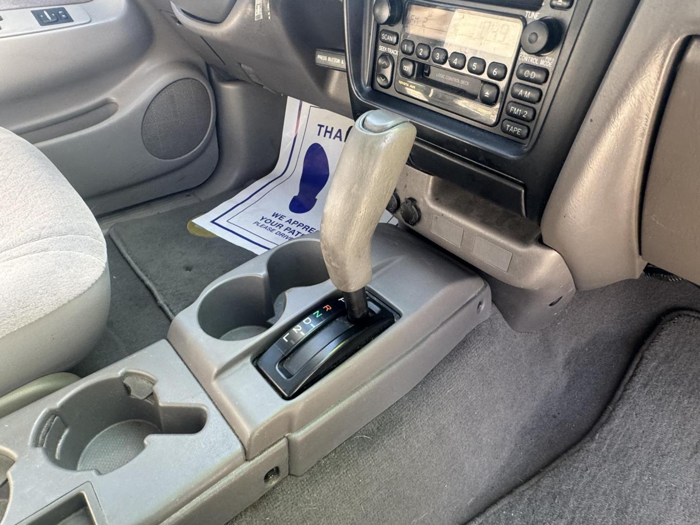 2002 Silver Toyota Tacoma PreRunner Xtracab V6 2WD (5TESN92N82Z) with an 3.4L V6 DOHC 24V engine, 4-Speed Automatic Overdrive transmission, located at 2190 Hwy 95, Bullhead City, AZ, 86442, (928) 704-0060, 0.000000, 0.000000 - Photo#12