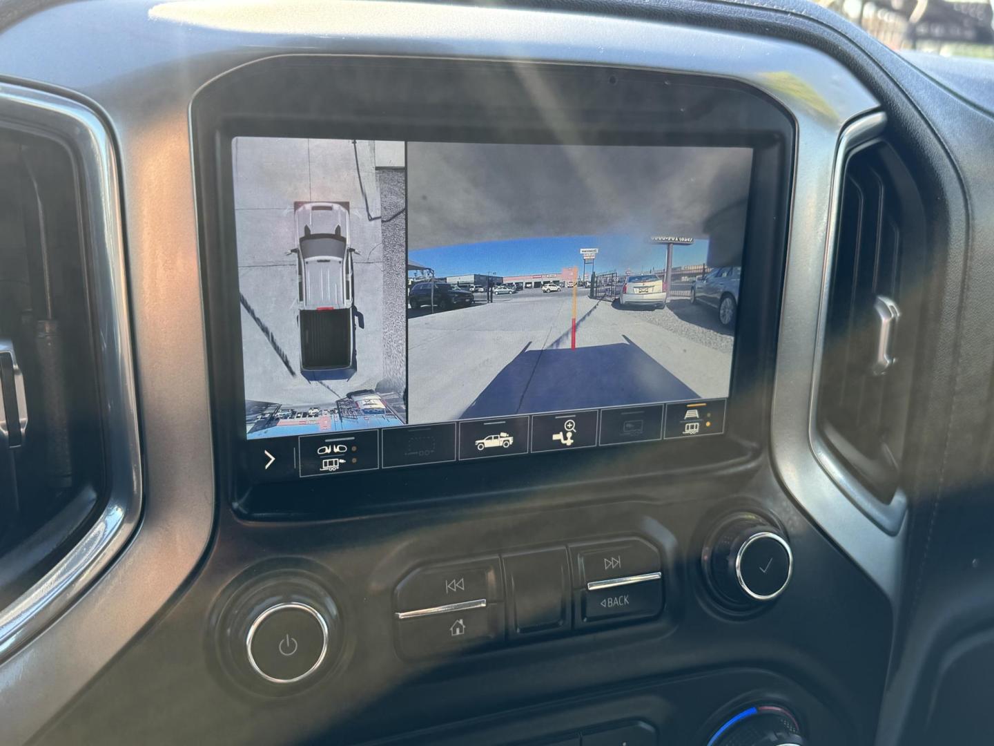 2021 Red Chevrolet Silverado 3500HD LTZ Crew Cab 4WD (1GC4YUEY2MF) with an 6.6L V8 OHV 32V TURBO DIESEL engine, 6A transmission, located at 2190 Hwy 95, Bullhead City, AZ, 86442, (928) 704-0060, 0.000000, 0.000000 - *1 owner. 2021 chevrolet silverado 3500 HD. duramax diesel 4x4. short bed. only 21431 miles. - Photo#18