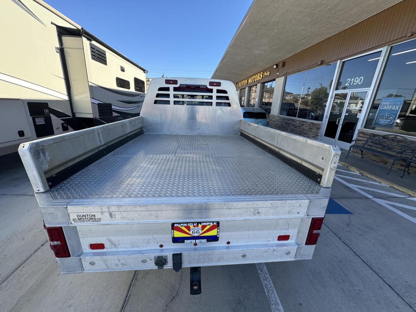 2021 Red Chevrolet Silverado 3500HD LTZ Crew Cab 4WD (1GC4YUEY2MF) with an 6.6L V8 OHV 32V TURBO DIESEL engine, 6A transmission, located at 2190 Hwy 95, Bullhead City, AZ, 86442, (928) 704-0060, 0.000000, 0.000000 - *1 owner. 2021 chevrolet silverado 3500 HD. duramax diesel 4x4. short bed. only 21431 miles. - Photo#26