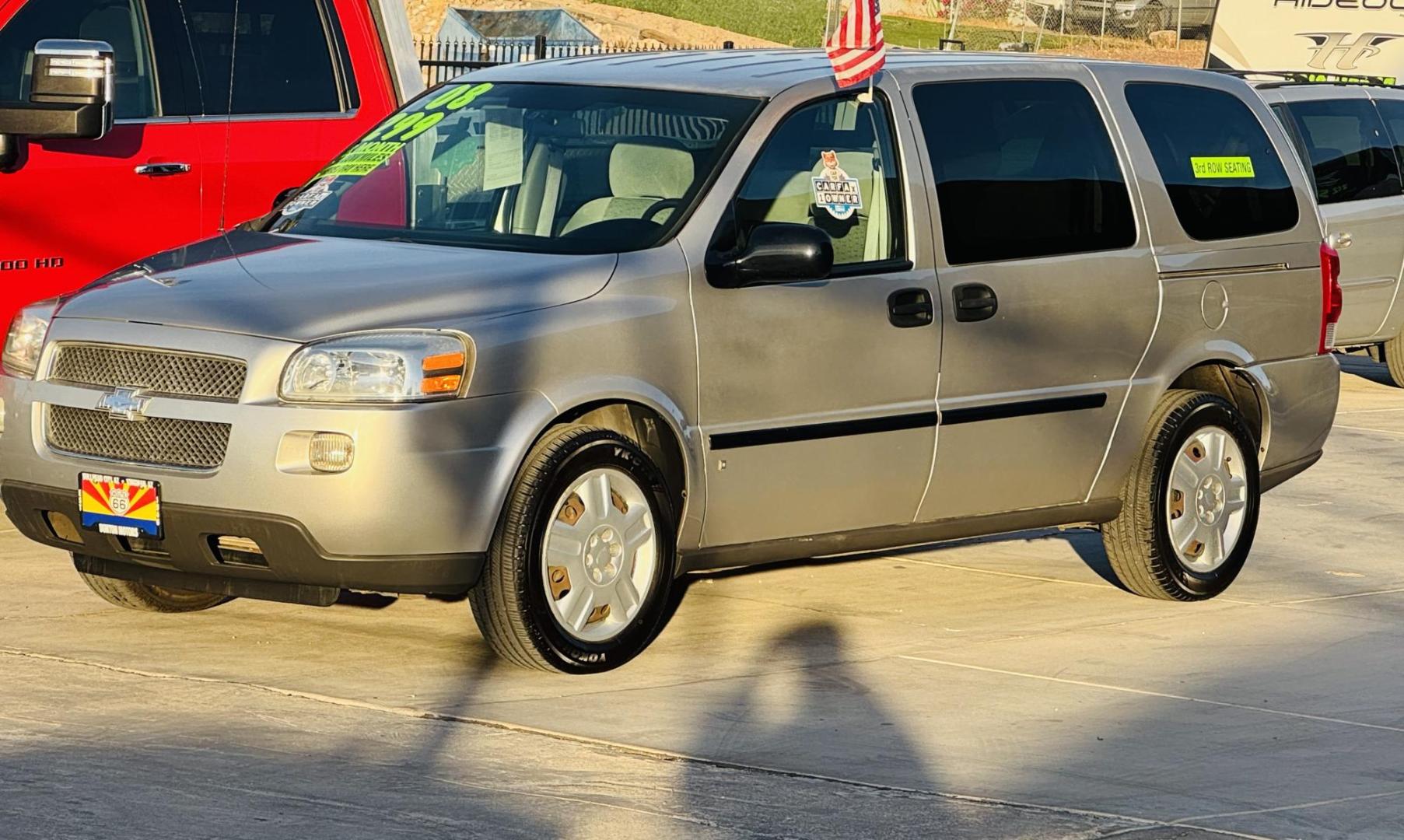 2008 Silver Chevrolet Uplander LS Ext. 1LS (1GNDV23W78D) with an 3.9L V6 OHV 12V FFV engine, 4-Speed Automatic Overdrive transmission, located at 2190 Hwy 95, Bullhead City, AZ, 86442, (928) 704-0060, 0.000000, 0.000000 - 2008 Chevrolet Uplander. 3.9 V6 engine. Only 33785 miles. Thats right 34k miles. 1 owner clean carfax. Recently serviced. IN house financing available. Buy Here Pay Here. Free warranty. Free carfax. power windows, locks, cold AC. - Photo#3