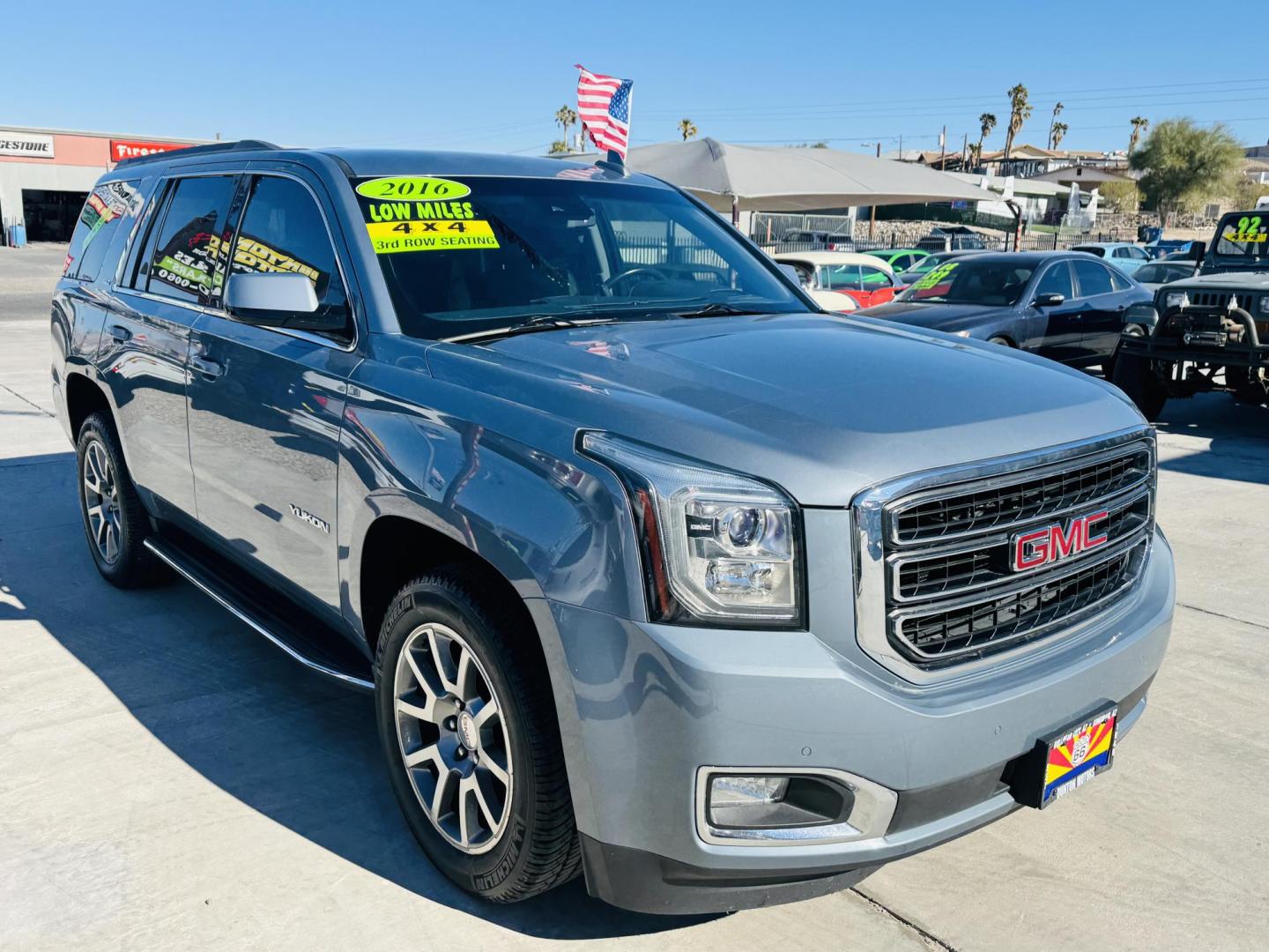 2016 Light steel grey metallic /black GMC Yukon SLT 4WD (1GKS2BKC1GR) with an 5.3L V8 OHV 16V FFV engine, 6A transmission, located at 2190 Hwy 95, Bullhead City, AZ, 86442, (928) 704-0060, 0.000000, 0.000000 - 2016 gmc Yukon SLT. 3rd row seating. only 72k miles. very low miles for the year.5.3 V8., Fully loaded 4 wheel drive.Leather loaded. heated seats, backup camera, bluetooth, satellite radio, rear power folding seats.lane assist warning. . rear heated seats and front. custom window tint all the way - Photo#3