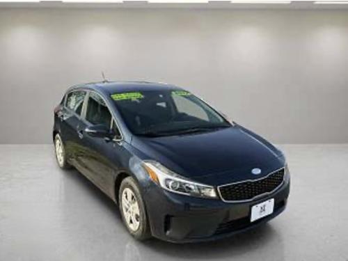 2017 Kia Forte 5-Door LX